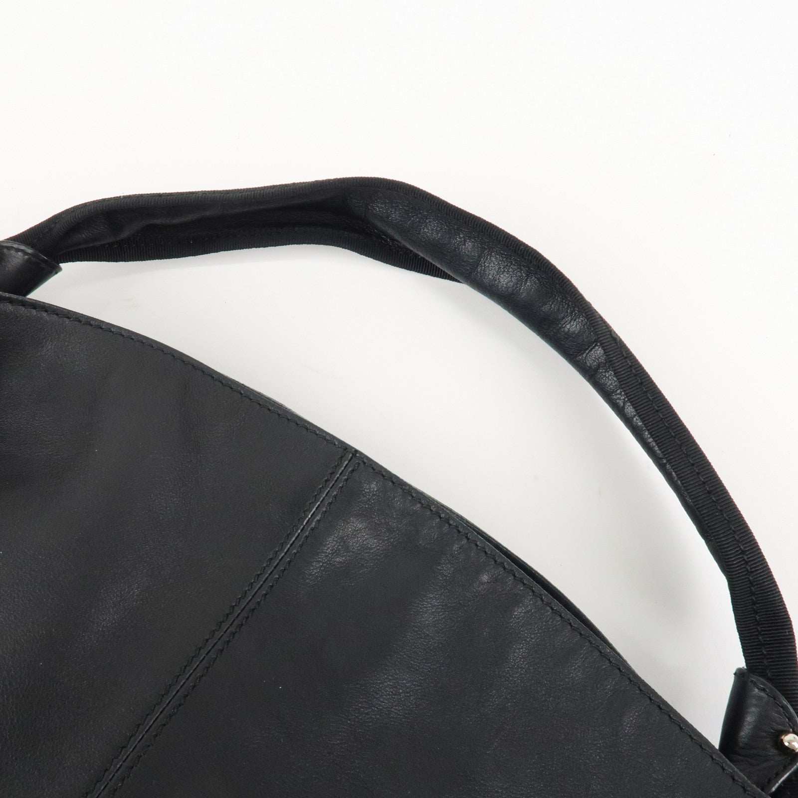 Ferragamo Vara Ribbon Leather Shoulder Bag Hand Bag Black Used