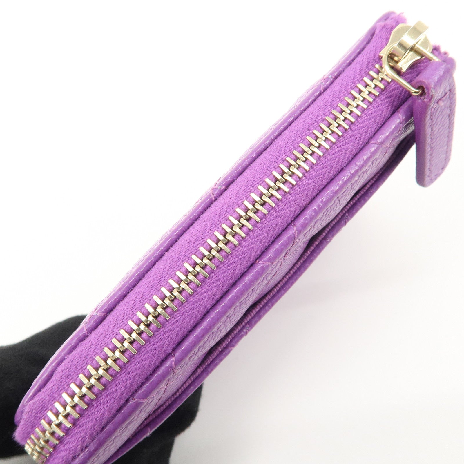 CHANEL Matelasse COCO Mark Caviar Skin Round Zippy Coin Purse Purple Used