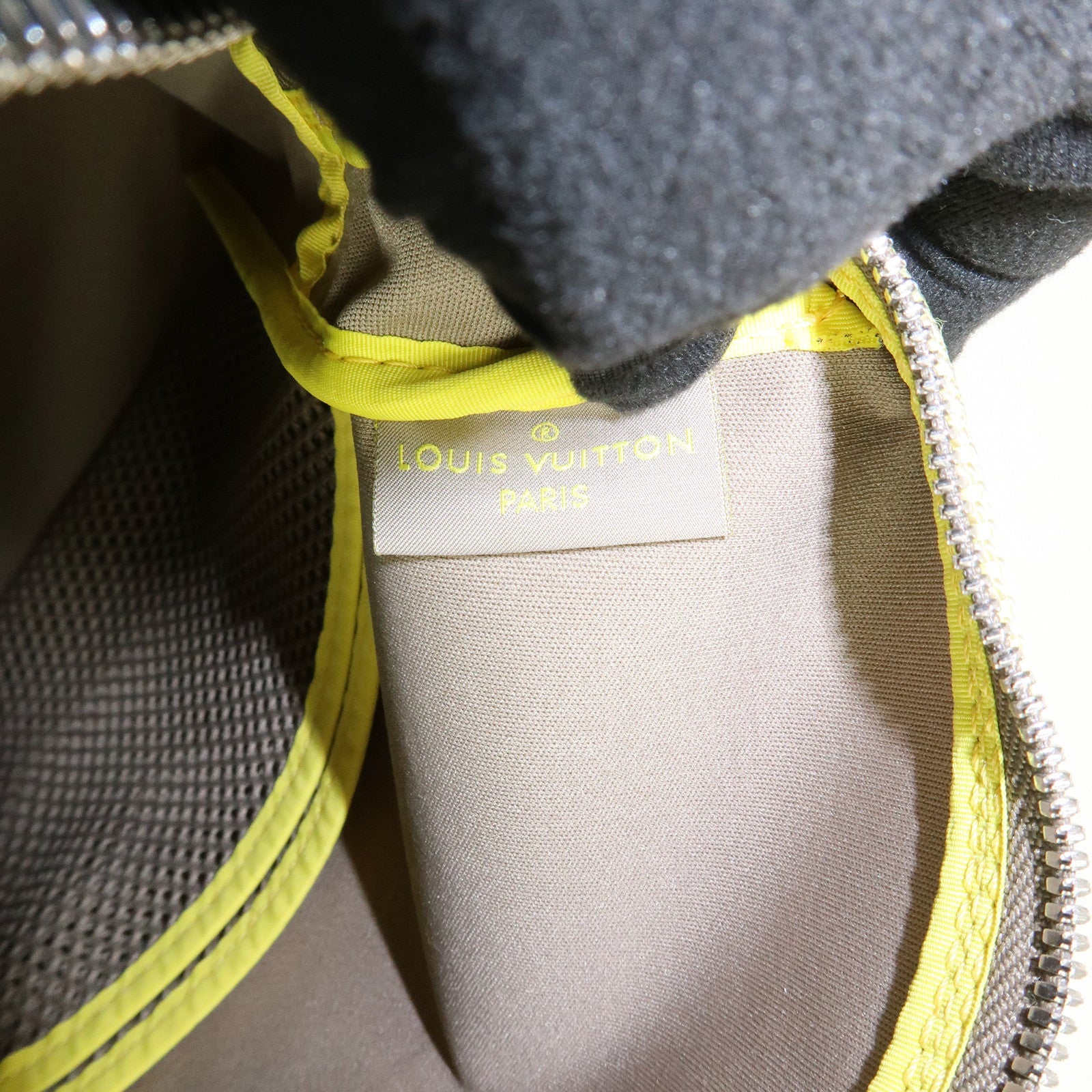 Louis Vuitton Damier Geant LV Cup Weatherly Shoulder Bag M80636