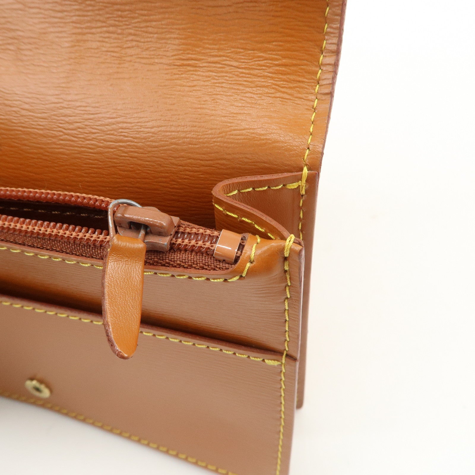 Louis Vuitton Epi Leather Ceinture Tilsitt Waist Bag M52608