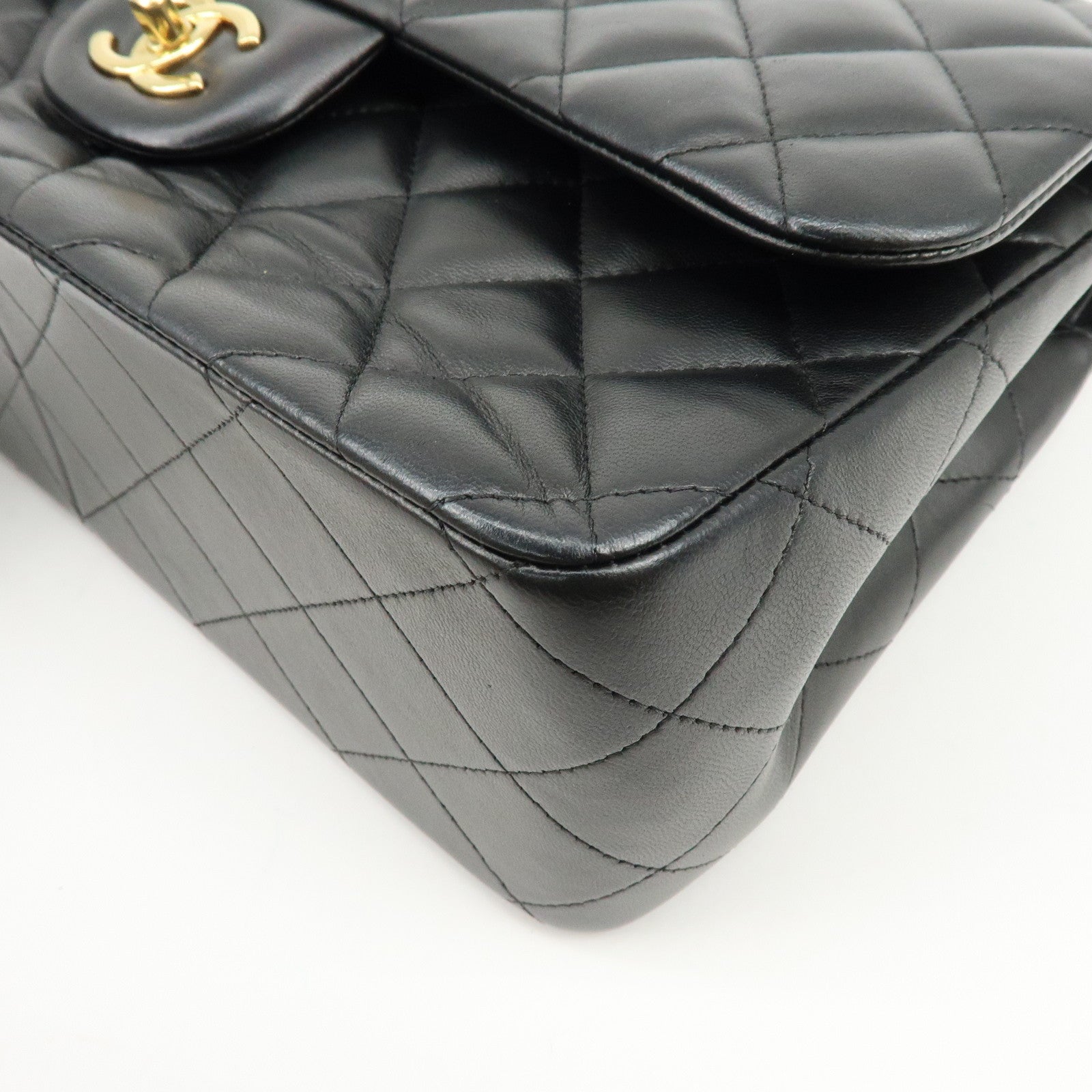 CHANEL Matelasse Lamb Skin Chain Shoulder Bag Black A58600