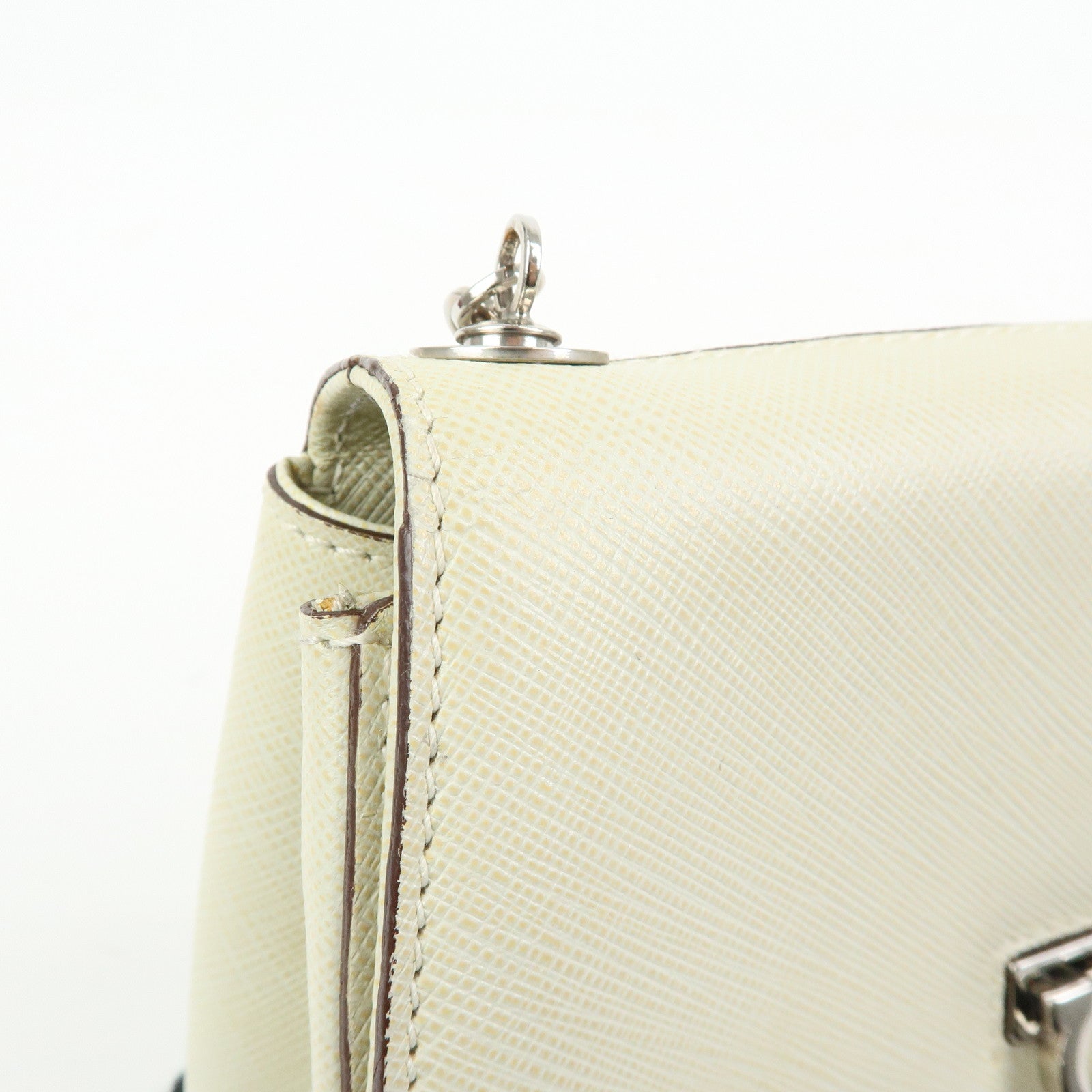Ferragamo Gancini Leather Chain Shoulder Bag Crossbody Bag Ivory