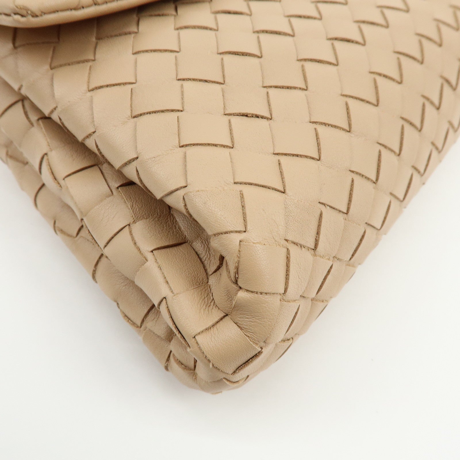 BOTTEGA VENETA Intrecciato Nappa Leather Clutch Bag Beige