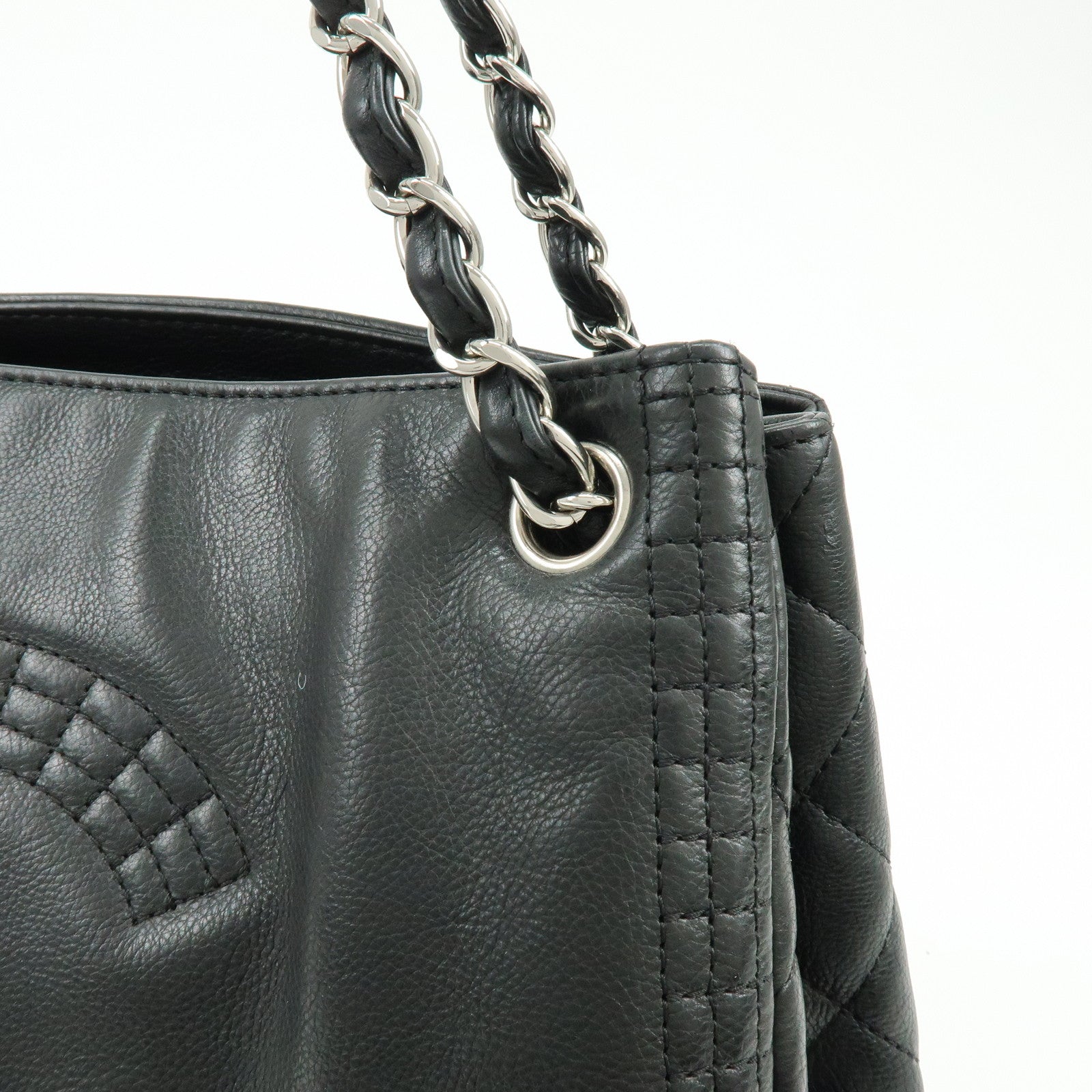 CHANEL Matelasse Leather Chain Tote Bag Shoulder Bag Black A67172
