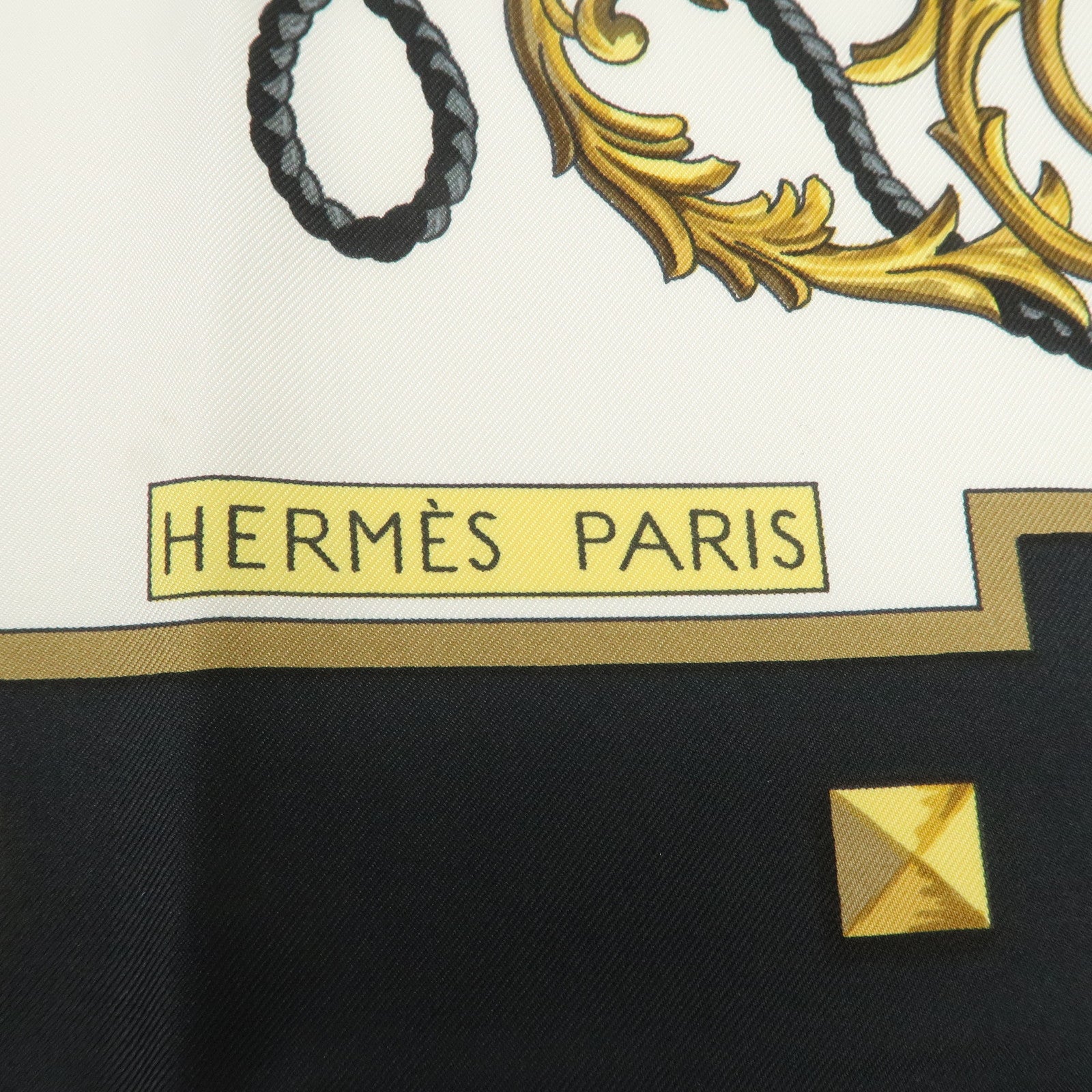 HERMES Carre 90 Silk 100% Scarf LES CLES THE KEYS RARE White Used