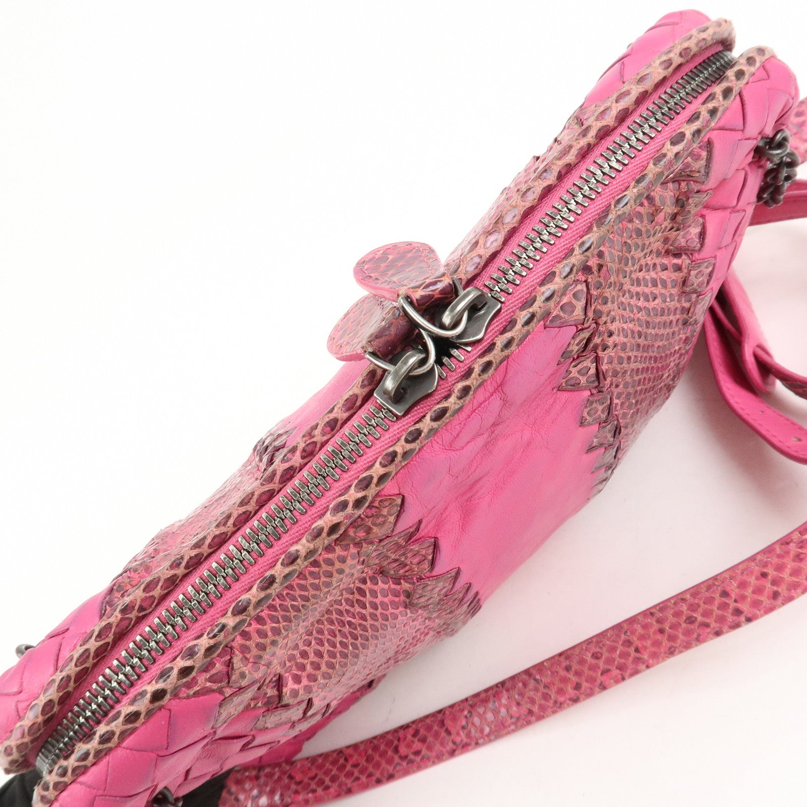 BOTTEGA VENETA Intrecciato Leather Shoulder Bag Crossbody Bag Pink