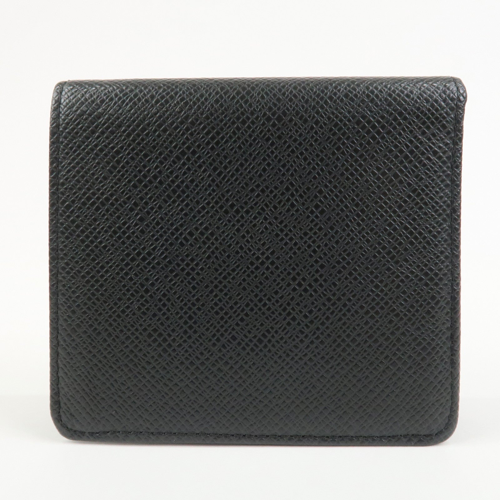 Louis Vuitton Taiga Leather Porte-billet 3 Compact Wallet M30452