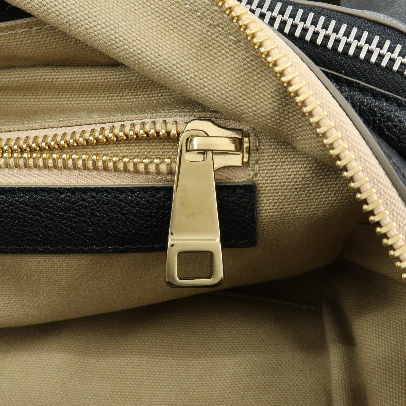 Chloe Dalston Leather Boston Bag Hand Bag Black