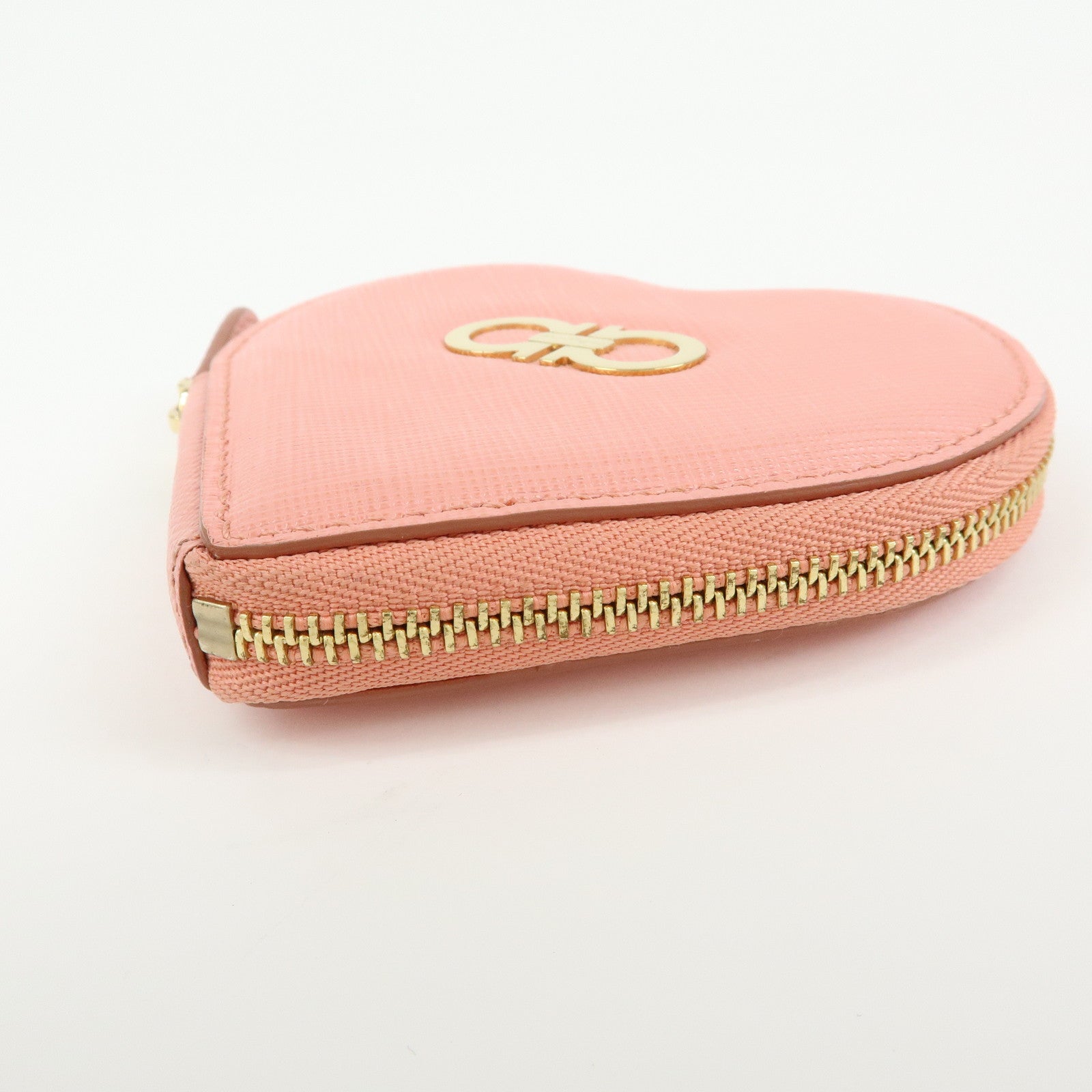 Ferragamo Gancini Leather Heart Motif Coin Case Pink
