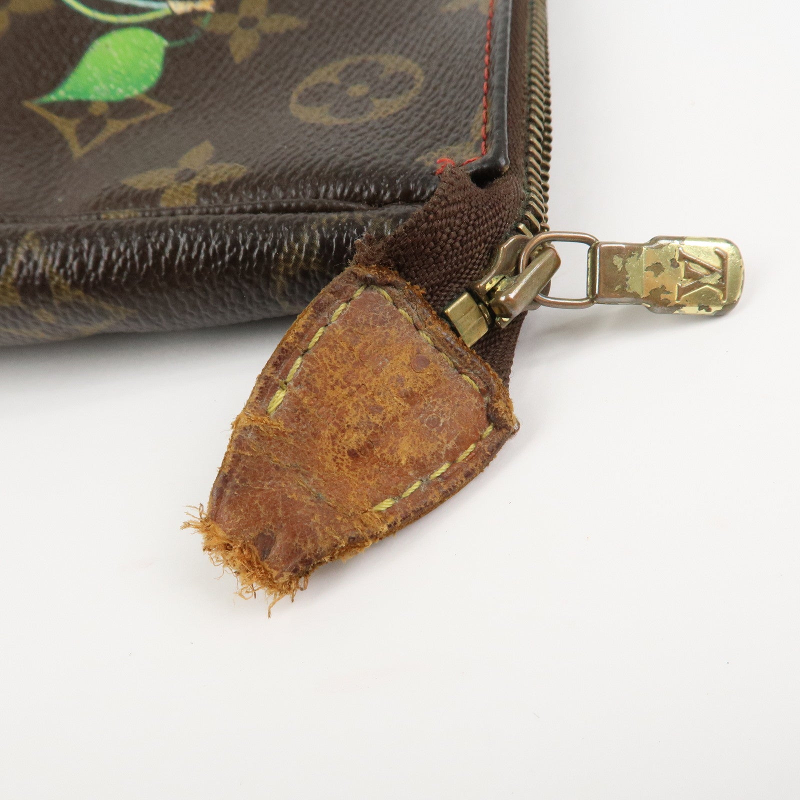 Louis Vuitton Monogram Cherry Pochette Accessoires Pouch M95008