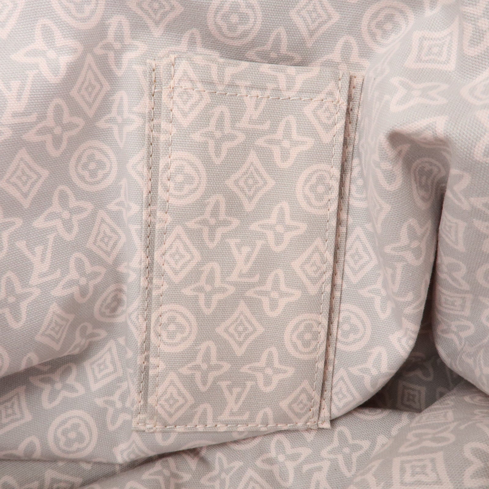 Louis Vuitton Cruise Line Tahitienne GM Shoulder Bag M95673