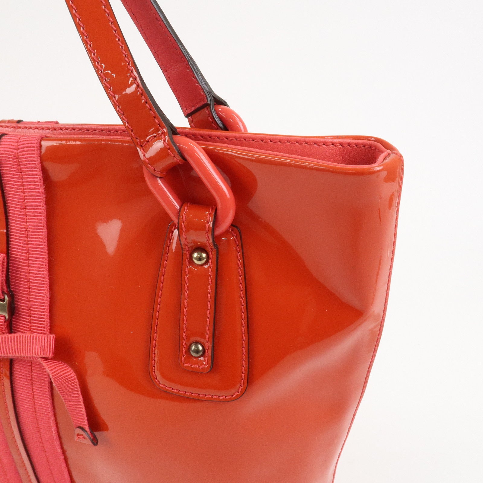 Ferragamo Vara Patent Leather Shoulder Bag Orange