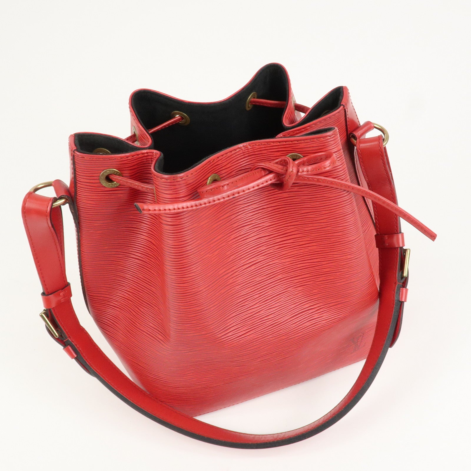 Louis Vuitton Epi Petit Noe Shoulder Bag Castilian Red M44107