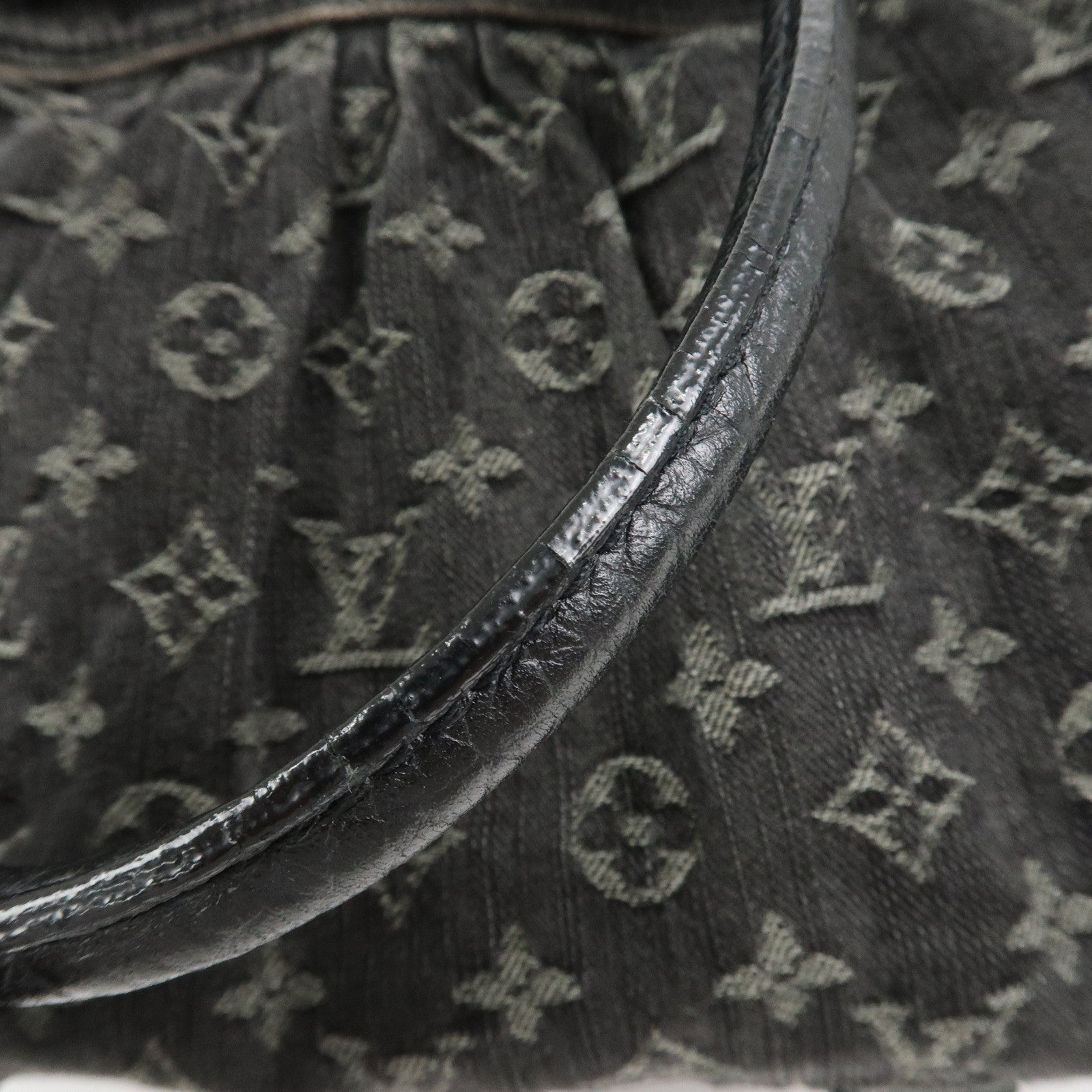 Louis Vuitton Monogram Denim Neo Cabby MM 2Way Bag Noir M95351
