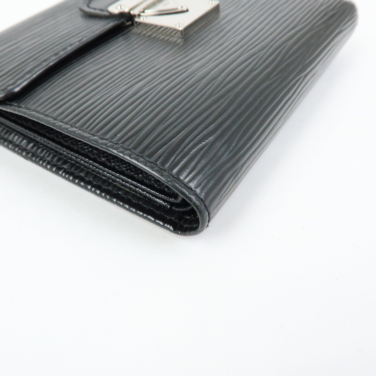 Louis Vuitton Epi Portefeuille Koala Compact Wallet Noir M58012