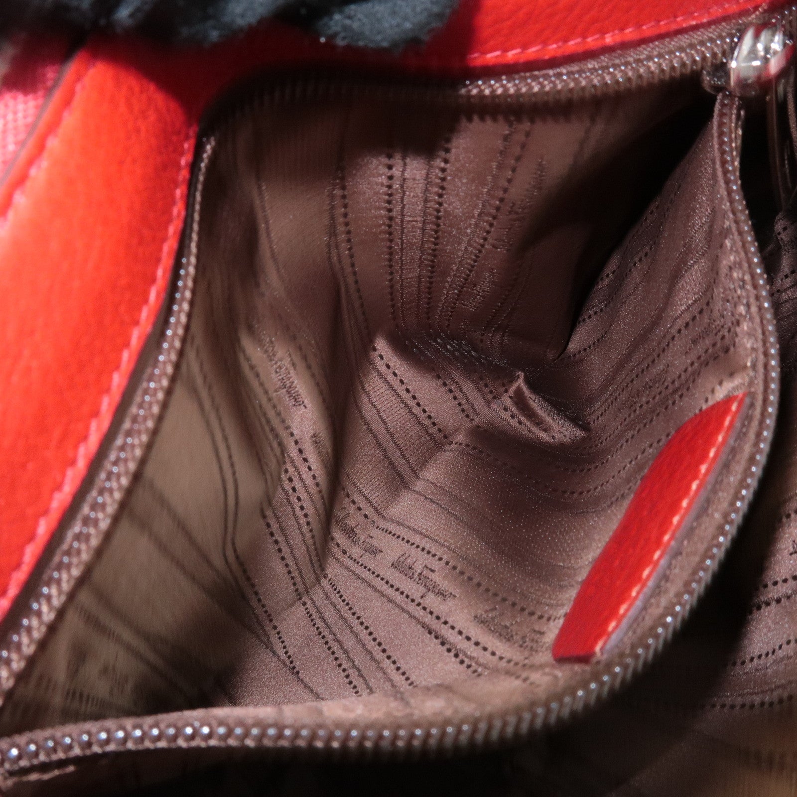 Ferragamo Gancini Leather Shoulder Bag Ferragamo Red Used