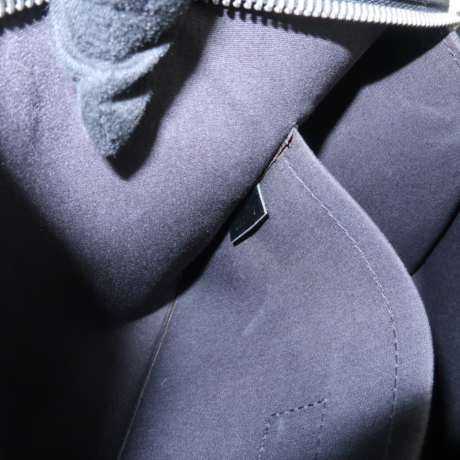 Louis Vuitton Epi Leather Madeleine PM Hand Bag Noir Black M59332