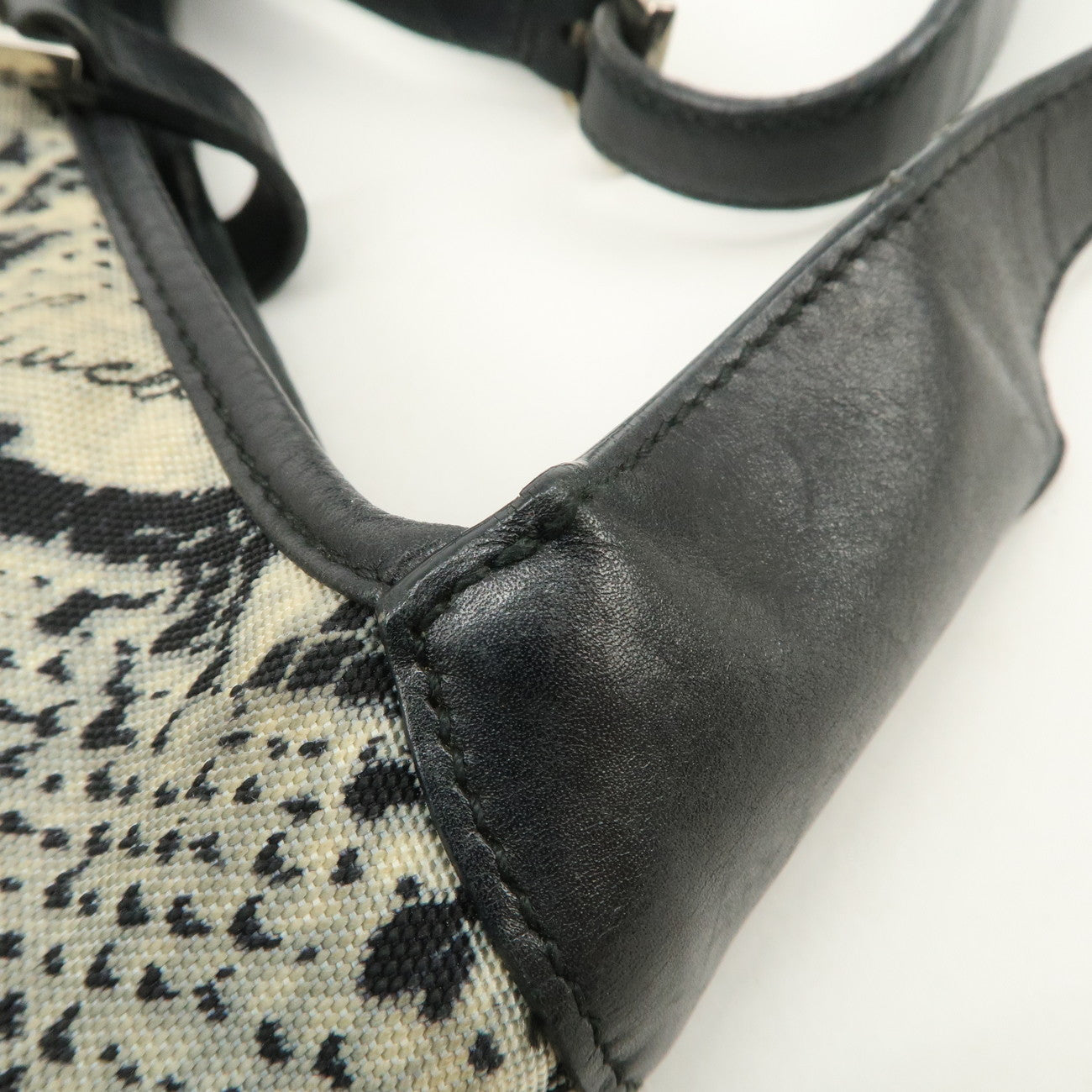 GUCCI Jackie Canvas Leather Shoulder Bag Hand Bag Black 001・9735