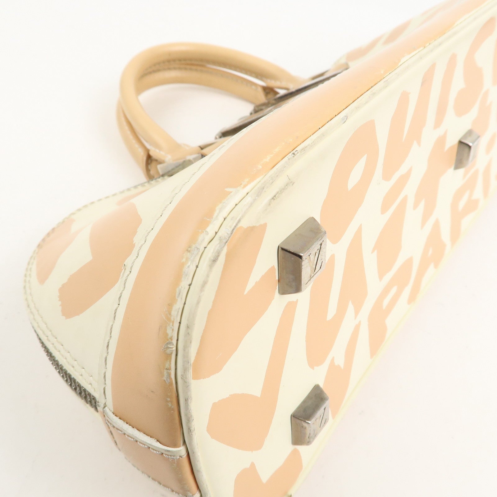 Louis Vuitton Graffiti Alma Horizontal Leather Hand Bag Beige M92176