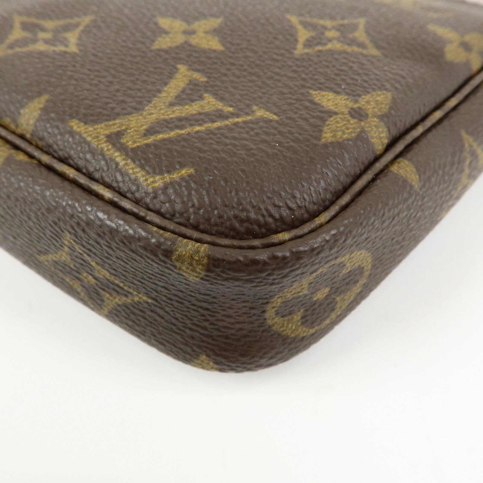 Louis Vuitton Monogram Pochette Accessoires Pouch Hand Bag M51980