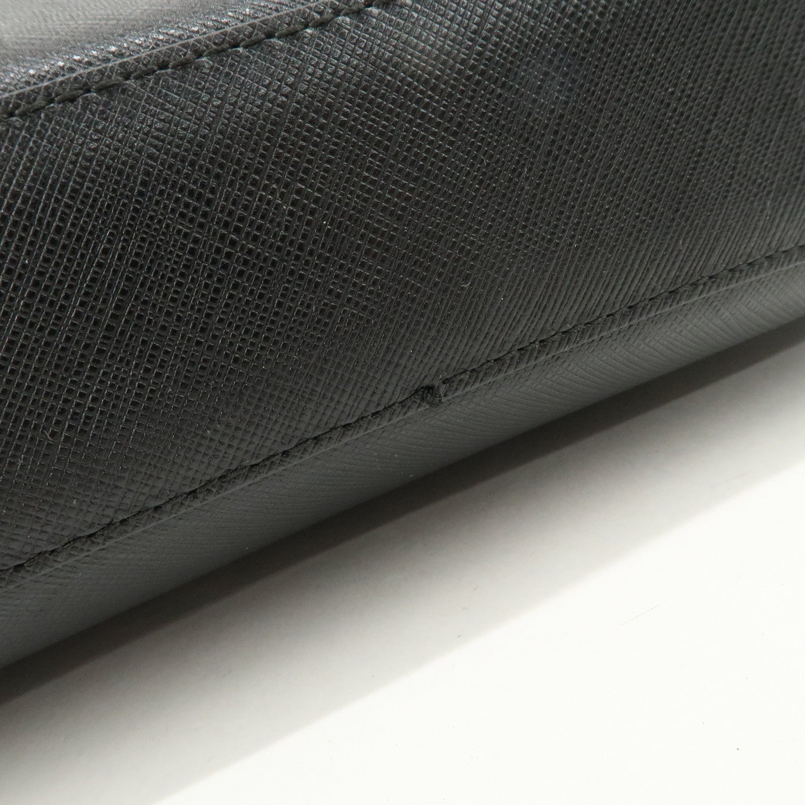 Ferragamo Gancini Leather Shoulder Bag Black