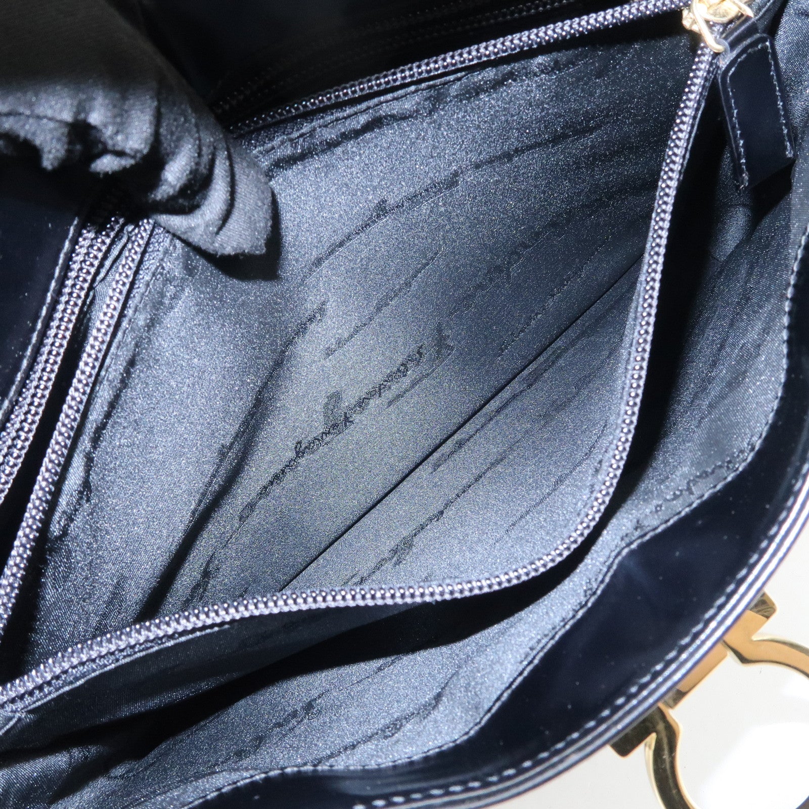 Ferragamo Gancini Leather Shoulder Bag Hand Bag Black Gold HDW