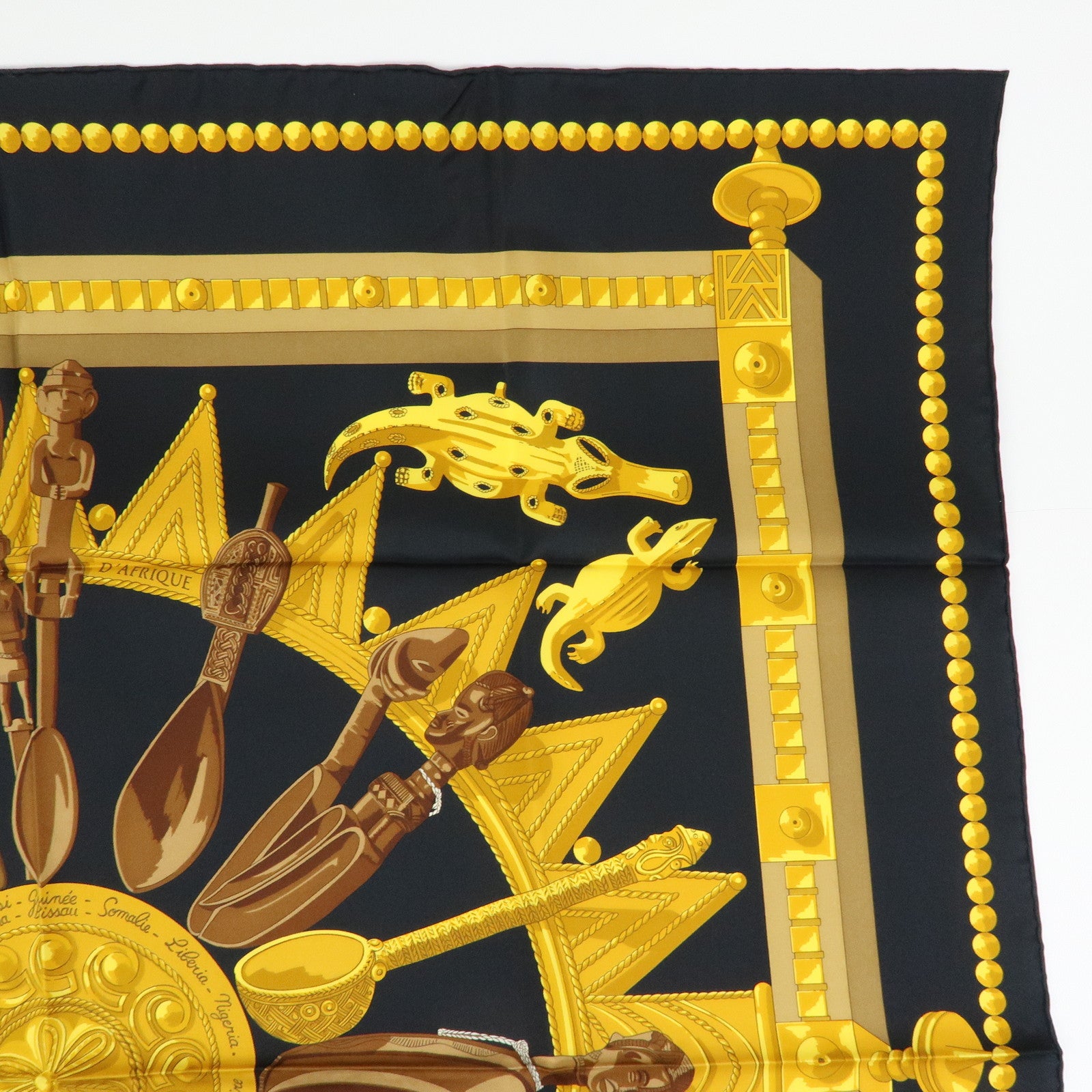HERMES Carre 90 Silk 100% Scarf CUILLERS D'AFRIQUE Black Gold