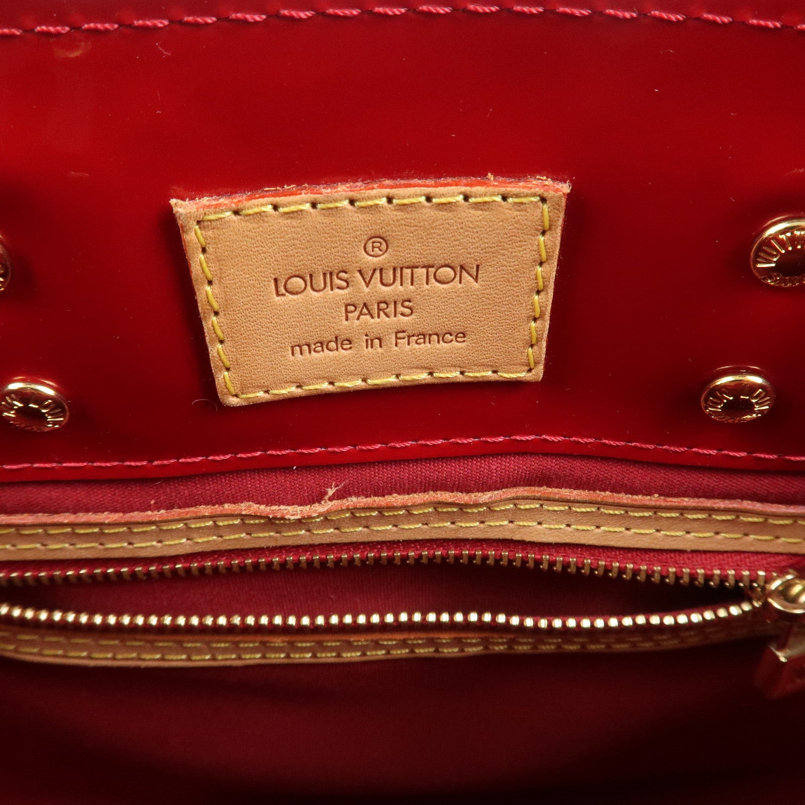 Louis Vuitton Monogram Vernis Leather Lead PM Pomme d'Amour M91990