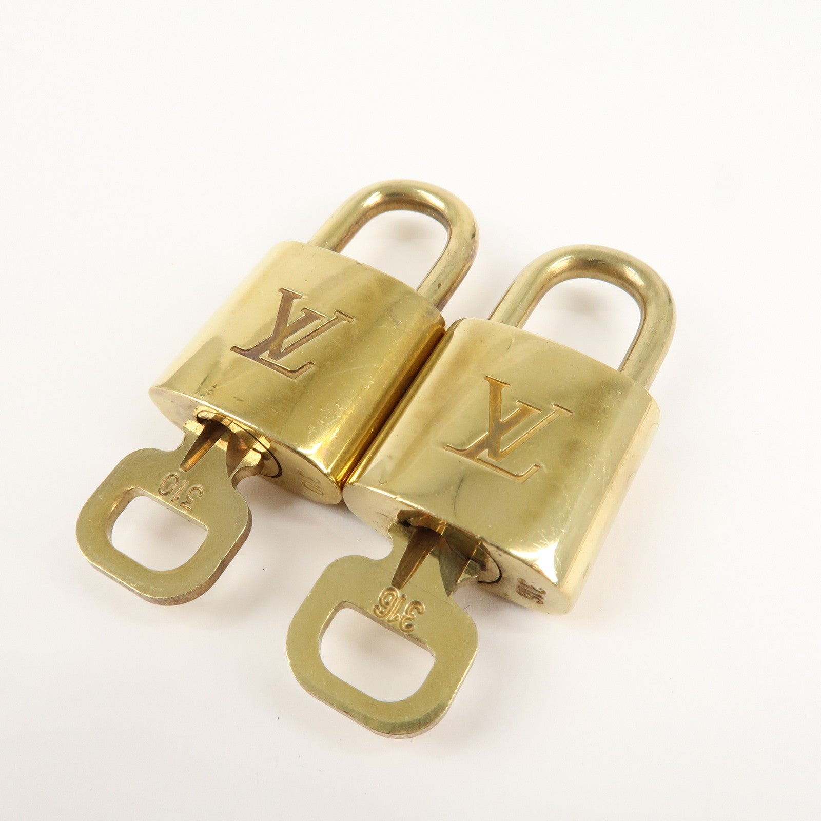 Louis Vuitton Set of 10 Lock & Key Cadena Key Lock Metal Gold Used