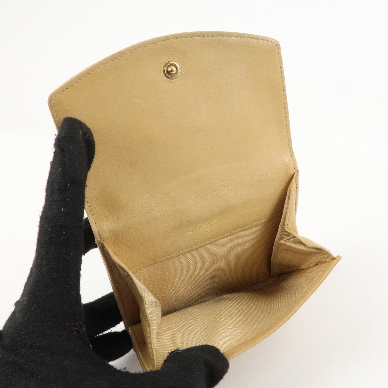 CHANEL COCO Mark Caviarskin W Hook Bi-fold Wallet Beige Used