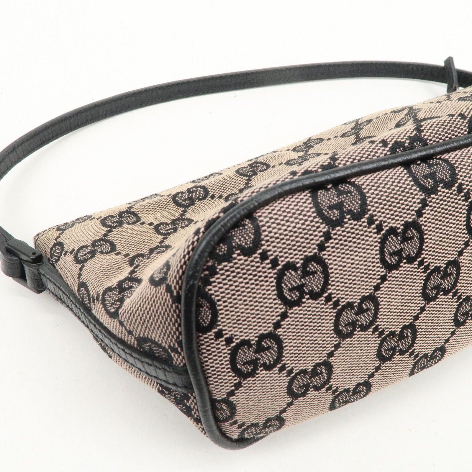 GUCCI Boat Bag GG Canvas Leather Hand Bag Beige Black 07198