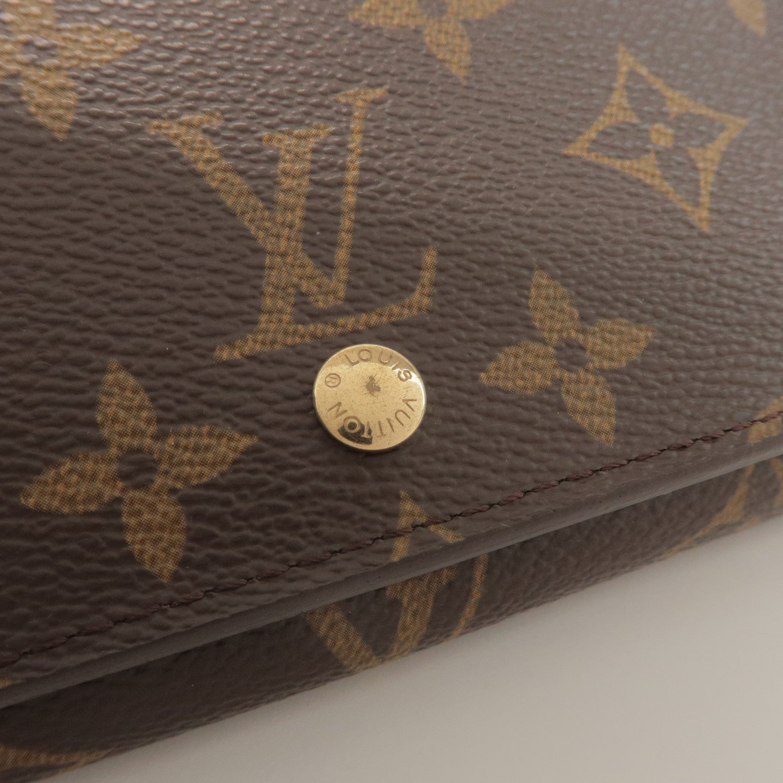 Louis Vuitton Monogram Porte Monnaie Billet Tresor Wallet M61730