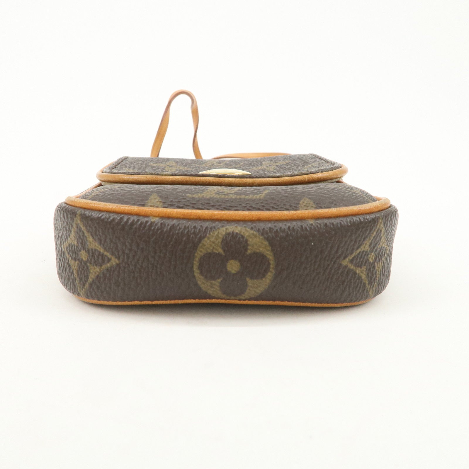 Louis Vuitton Monogram Pochette Cancun Shoulder Bag Pouch M60018