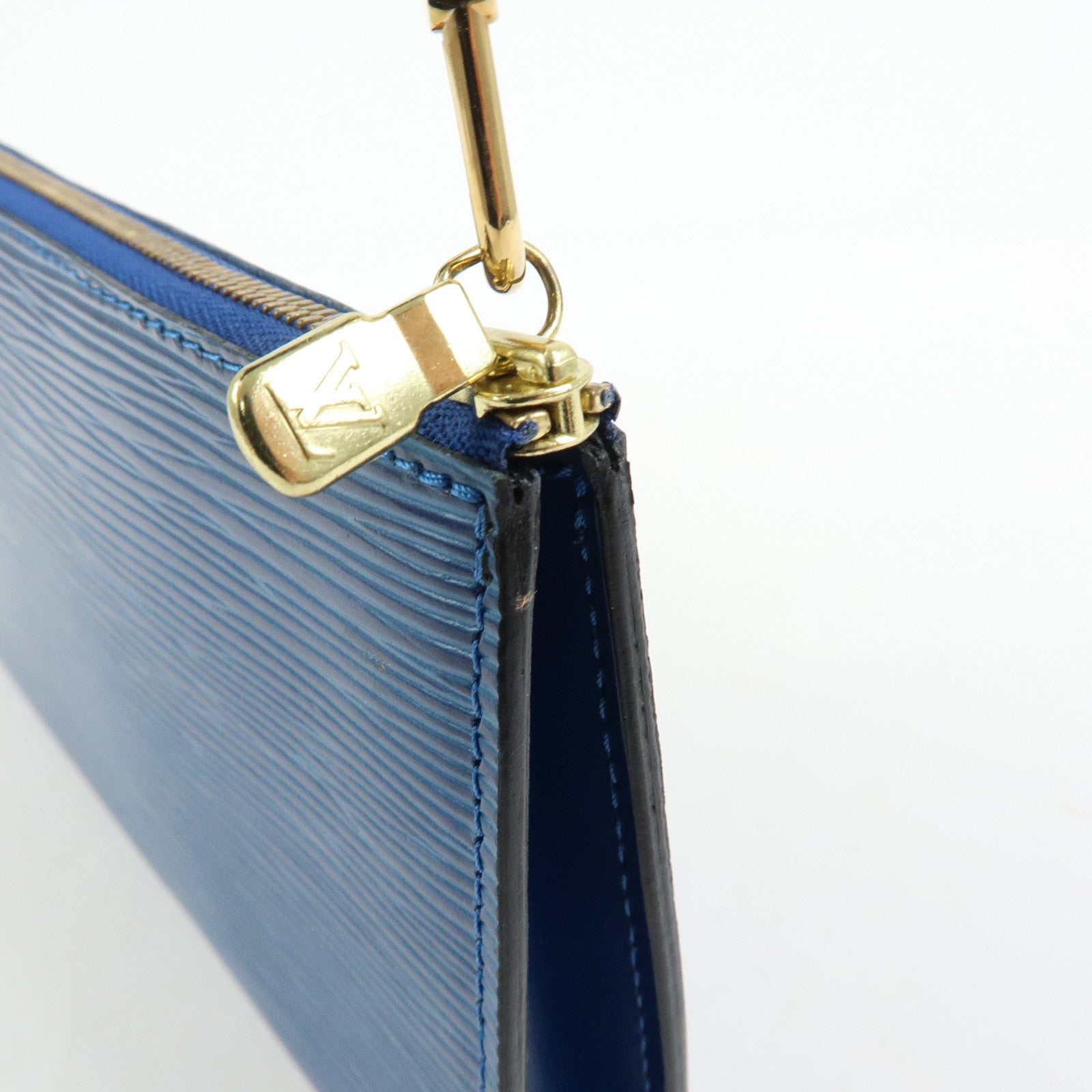 Louis Vuitton Epi Pochette Accessoires Pouch Toledo Blue M52945