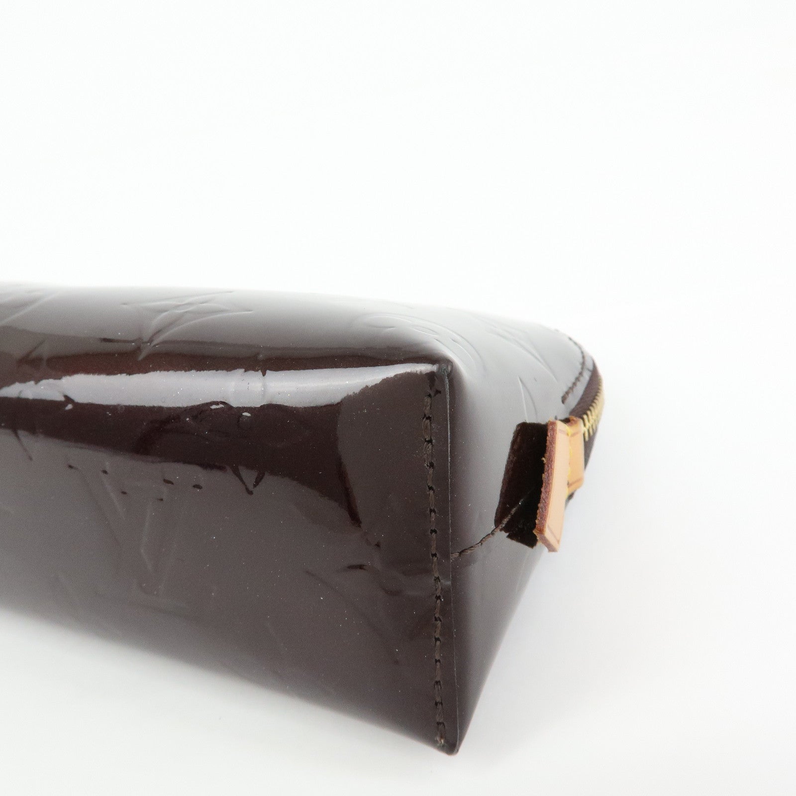 Louis Vuitton Monogram Vernis Pochette Cosmetic Pouch M91495