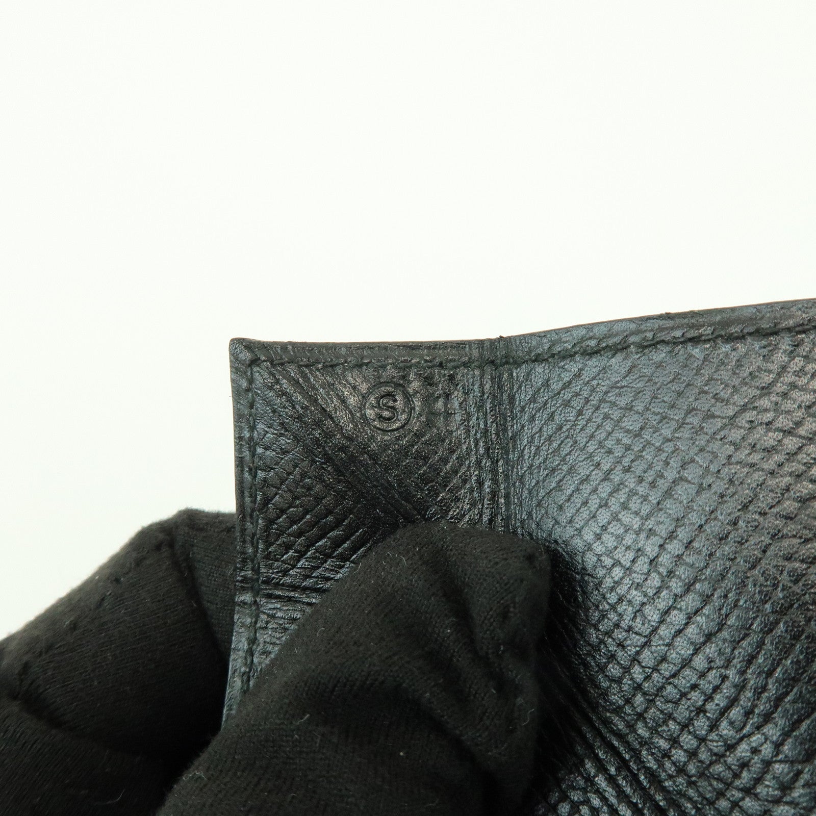 HERMES Logo Chevrelle Coin Case Coin Purse 〇S Stamped Black