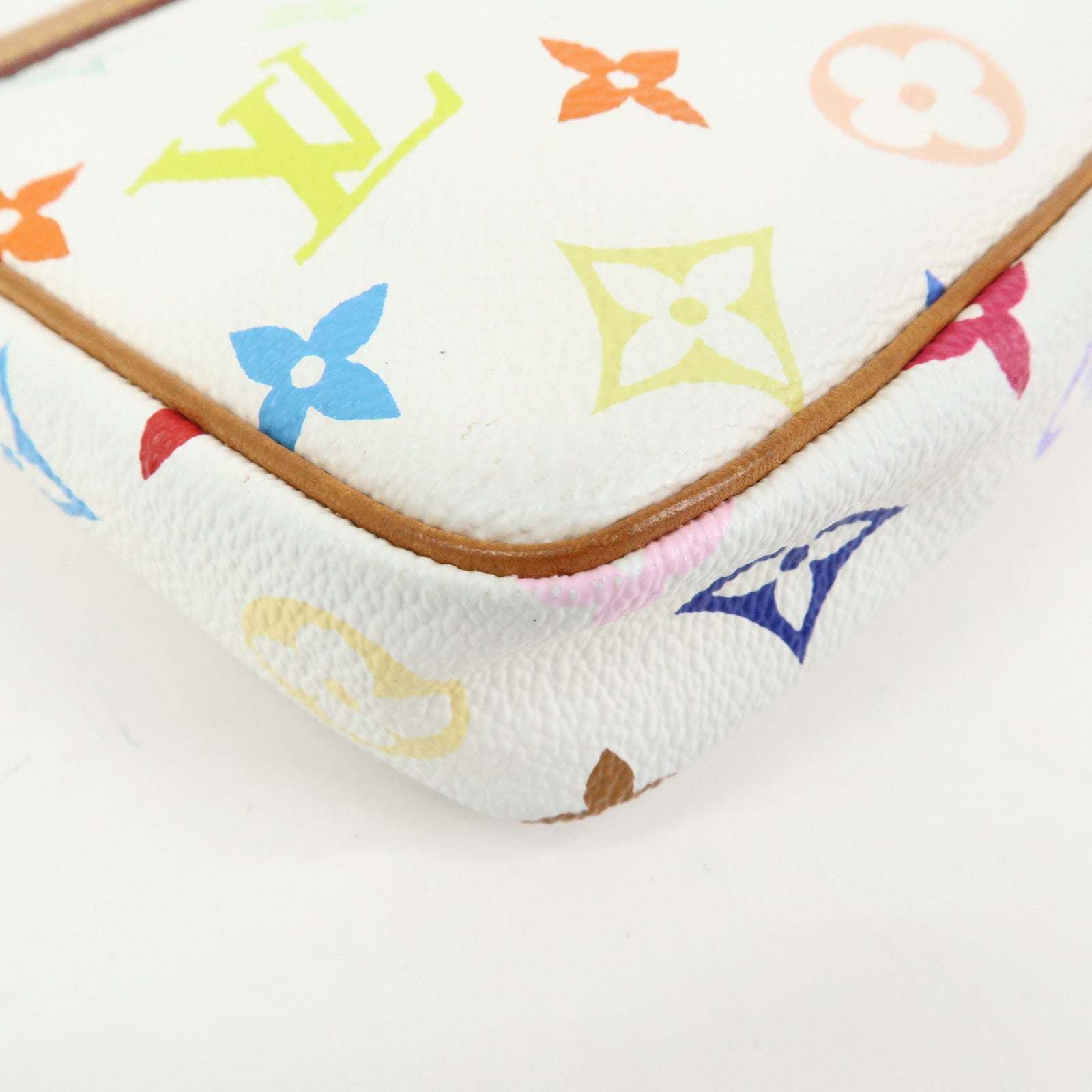 Louis Vuitton Monogram Multicolor Pochette Accessoires Blanc M92649