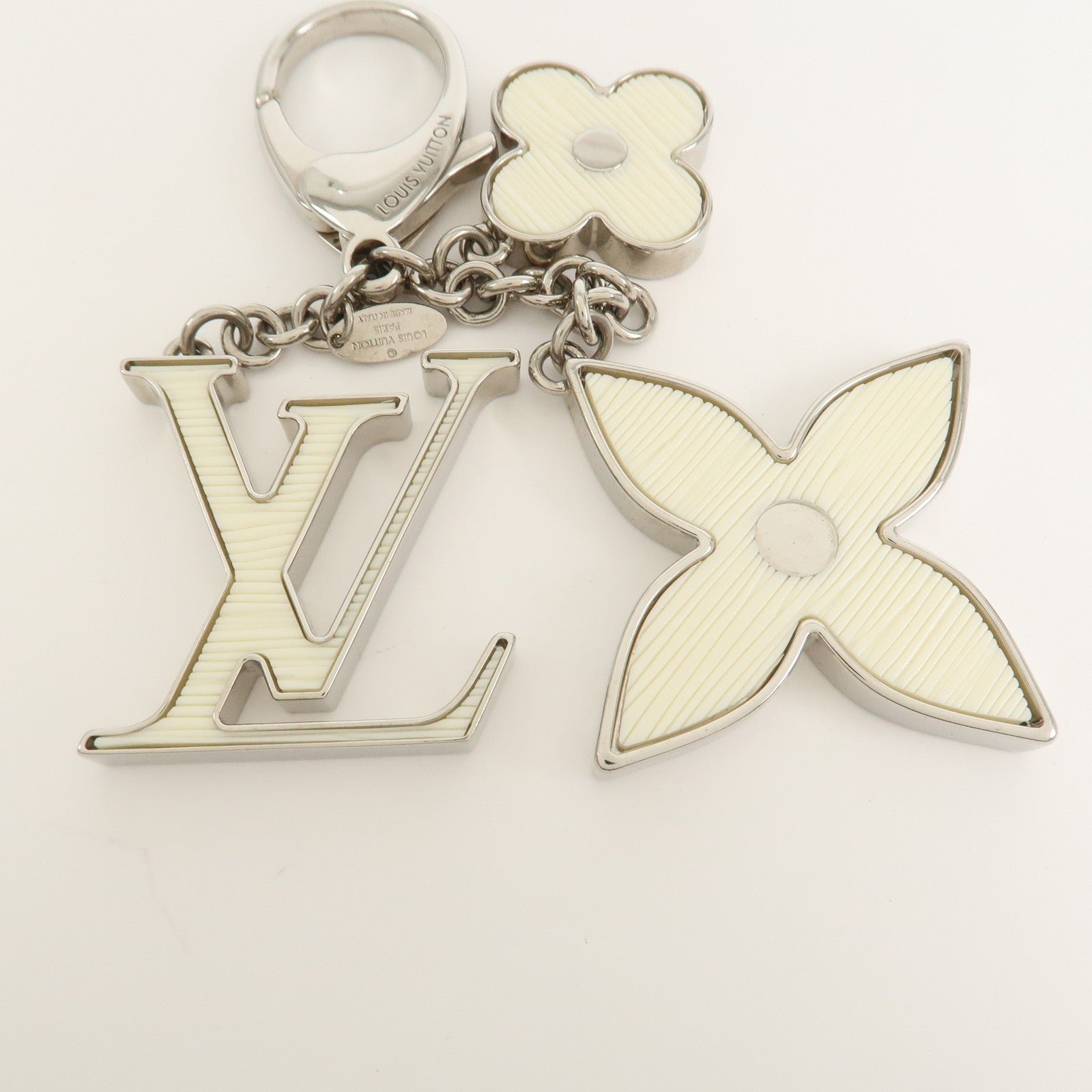 Louis Vuitton Bijoux Sac Fleur de Epi Bag Charm Silver White M65085