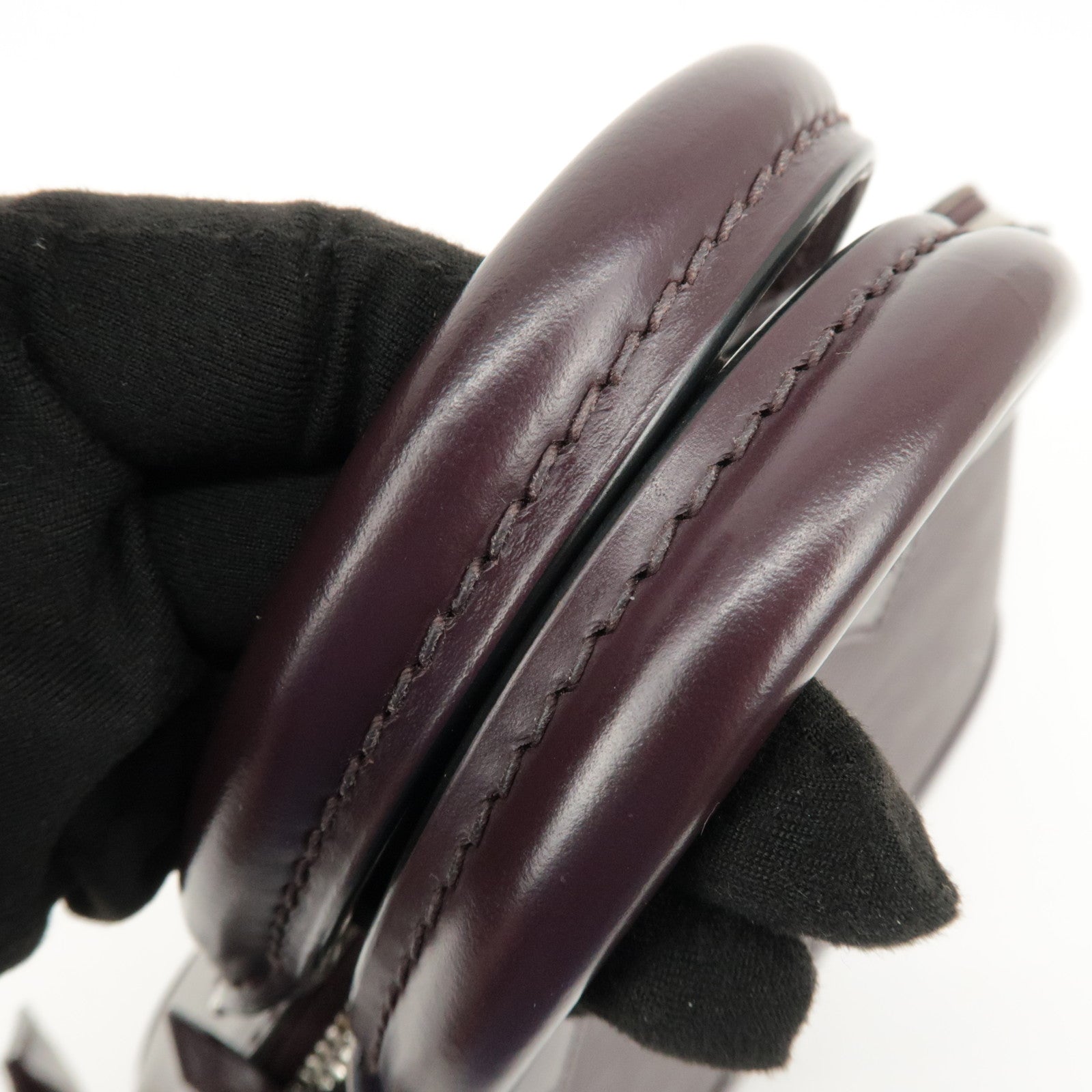 Louis Vuitton Epi Leather Alma PM Hand Bag Cassis M5280K Used