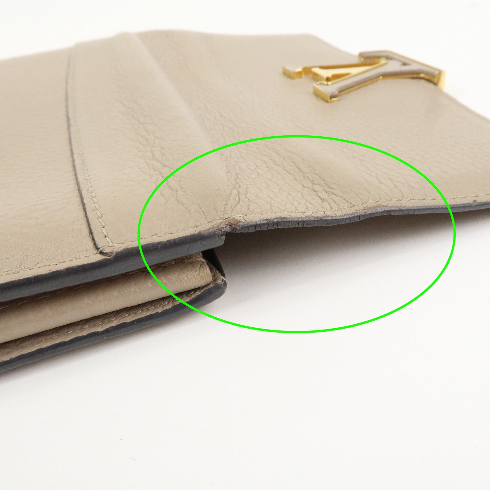 Louis Vuitton Capucines Taurillon Leather Long Wallet Galet M61249