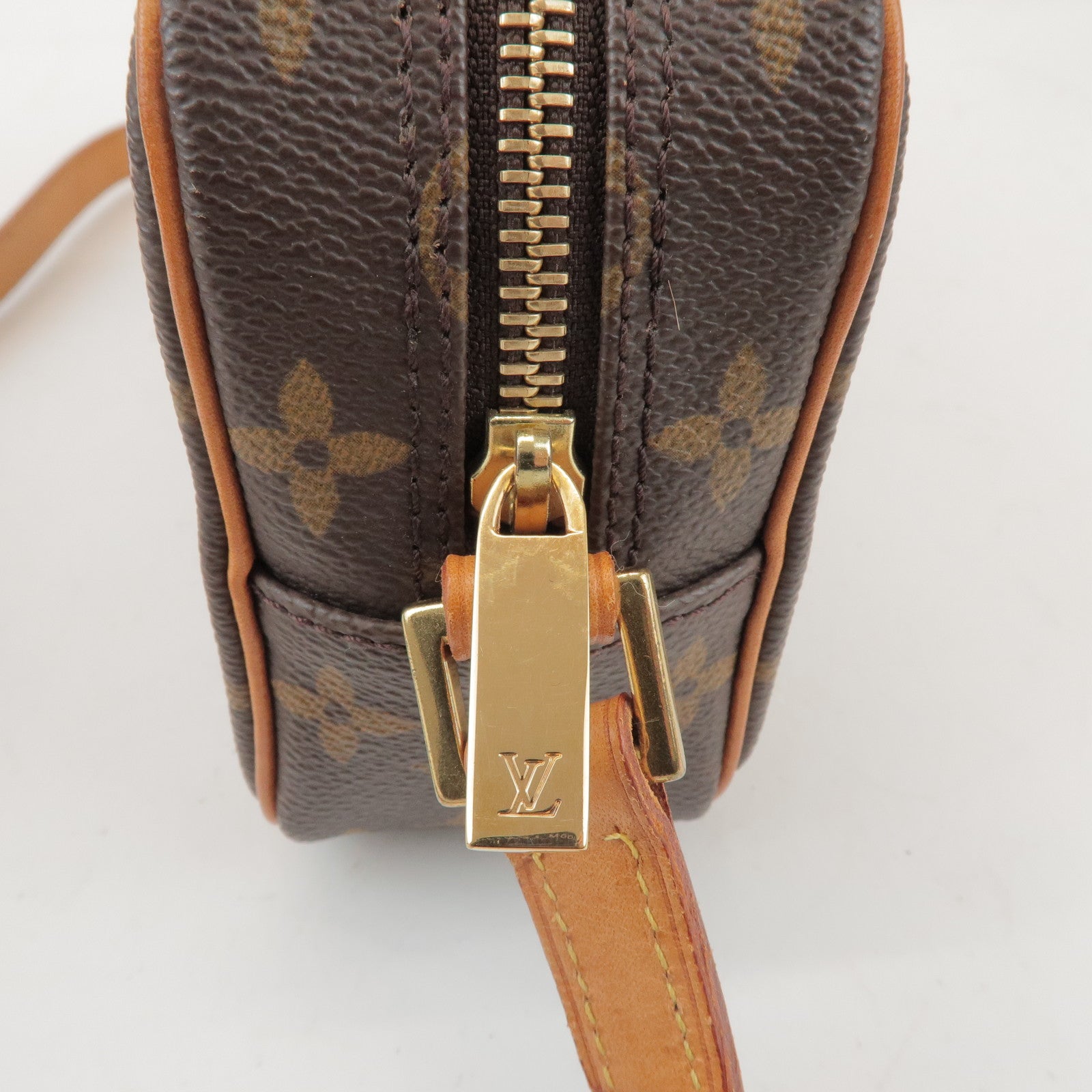 Louis Vuitton Monogram Pochette Cite Shoulder Bag Brown M51183