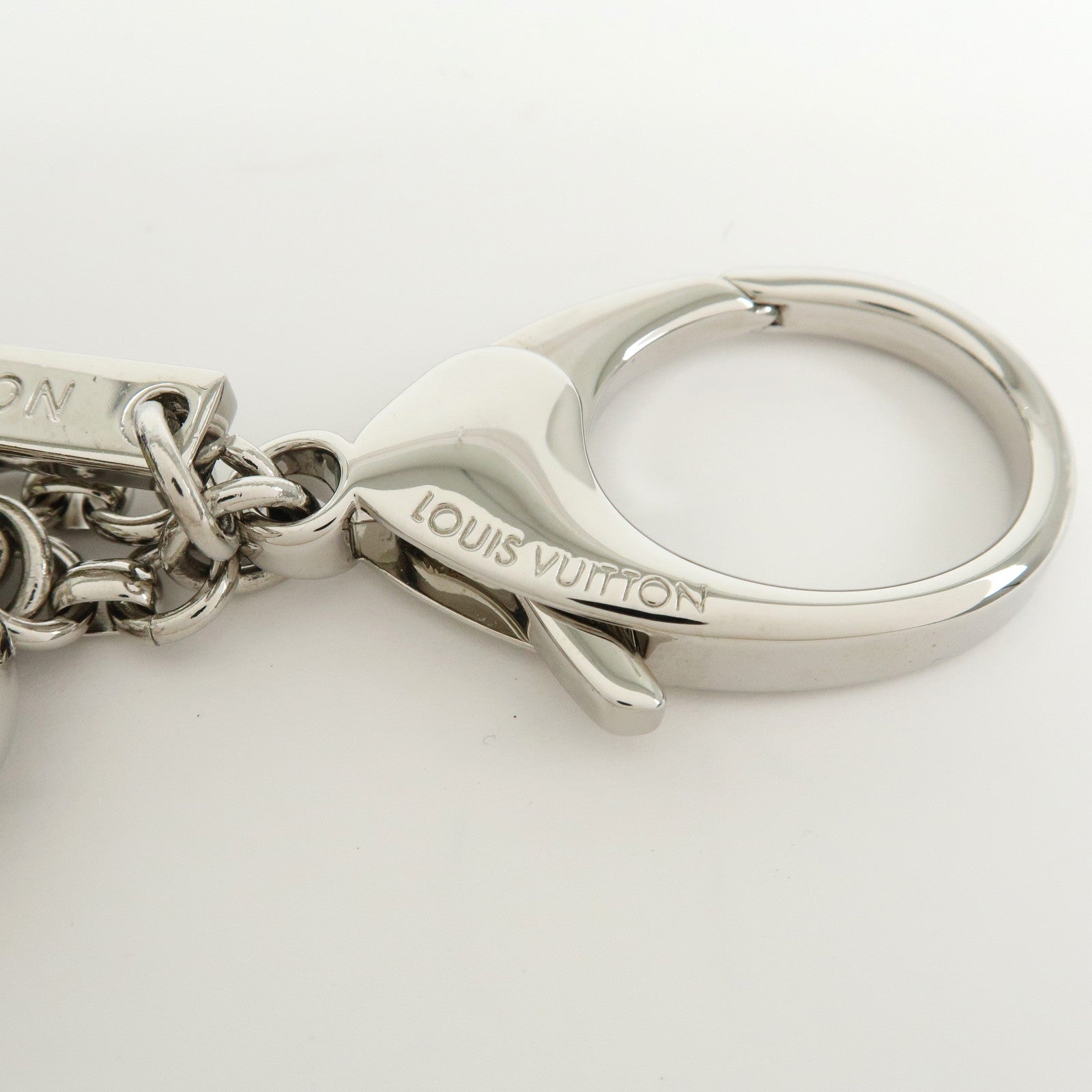 Louis Vuitton Metal Bag Charm Key Holder Black White M65701