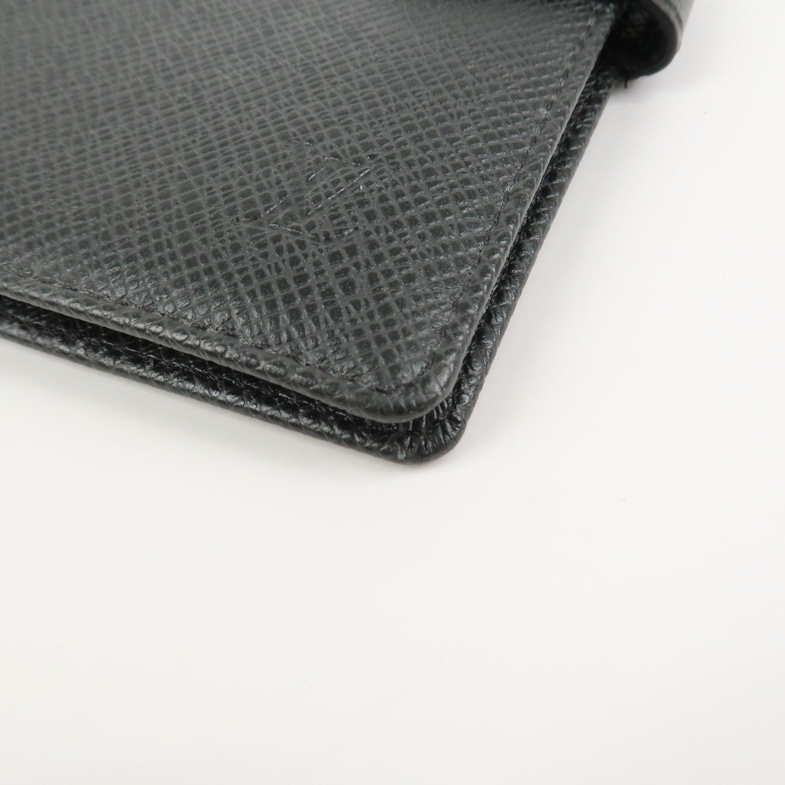 Louis Vuitton Taiga Leather Agenda PM Planner Cover Ardoise R20426