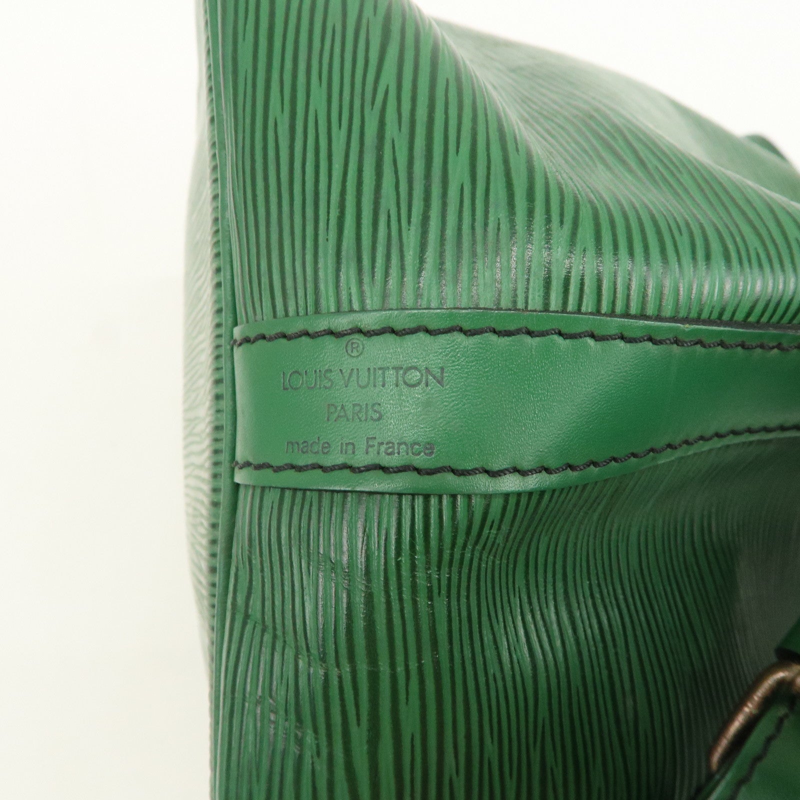 Louis Vuitton Epi Petit Noe Shoulder Bag Borneo Green M44104