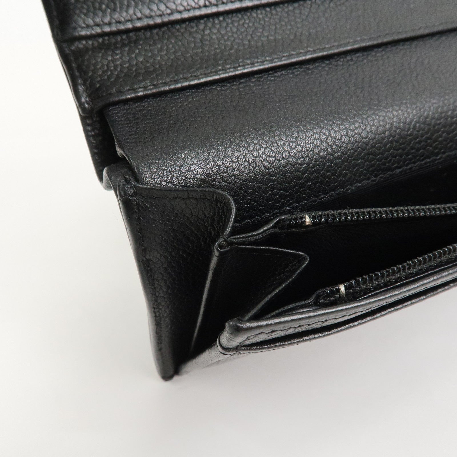 CHANEL COCO Mark Caviarskin Bi-fold Long Wallet Black A48651