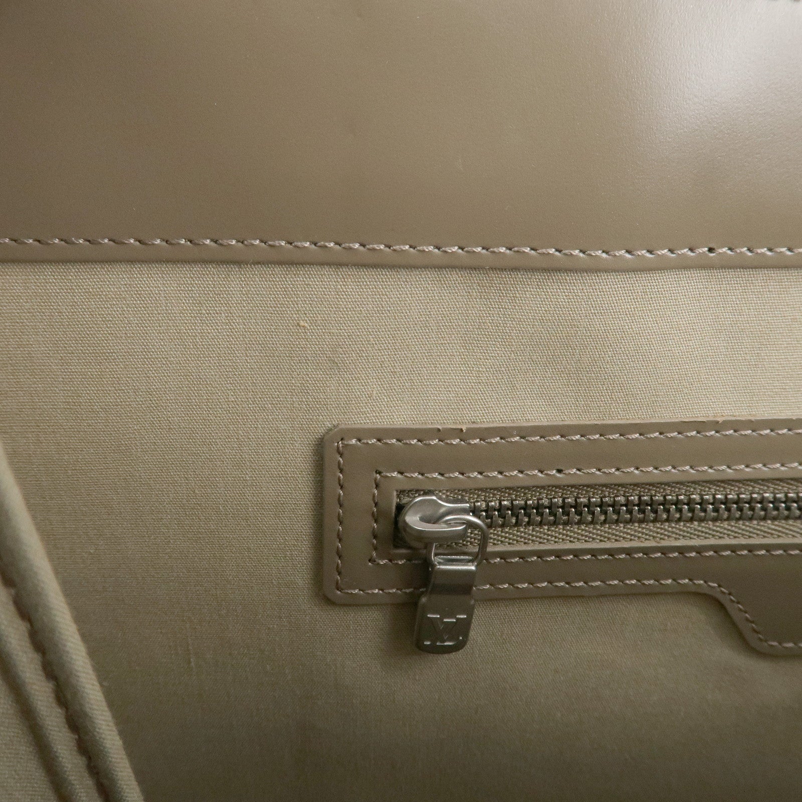 Louis Vuitton Epi Leather Saint Tropez Shoulder Bag Pepper M5246C