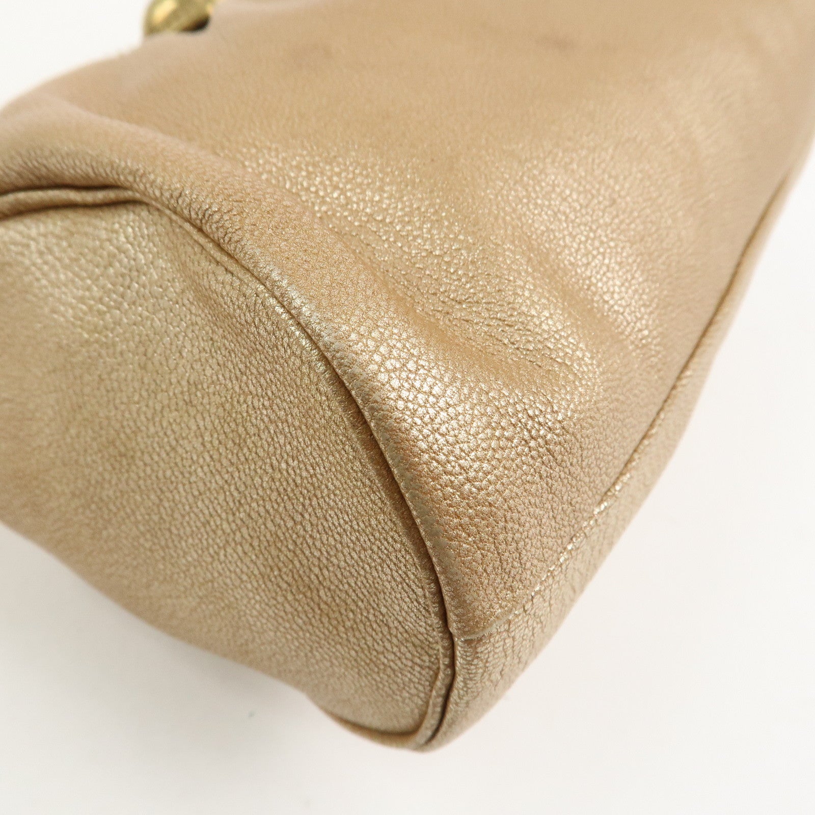 Ferragamo Leather Turtle Motif Chain Hand Bag Metallic Pink Beige