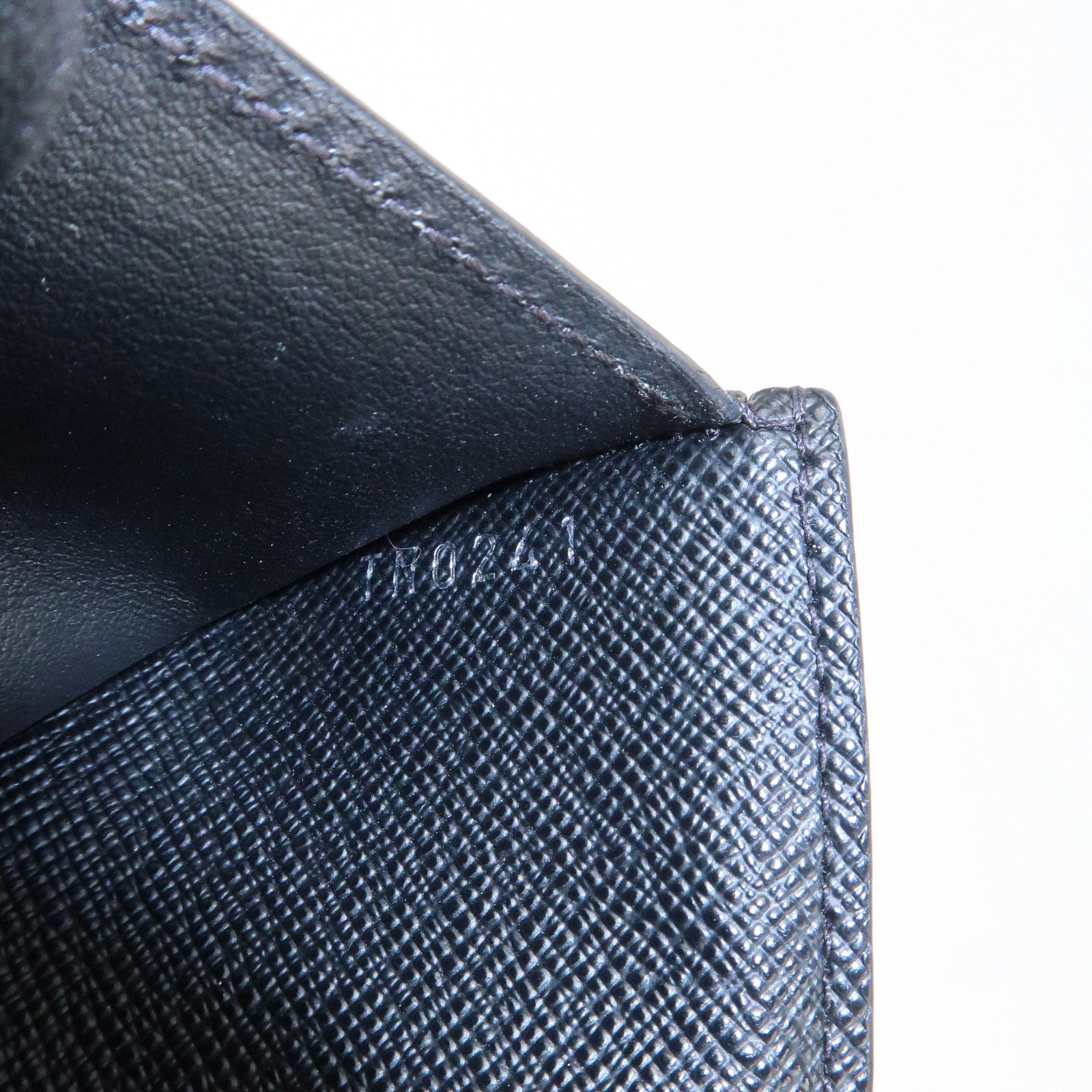 Louis Vuitton Epi Portefeuille Twist Compact XS Wallet Black M63322