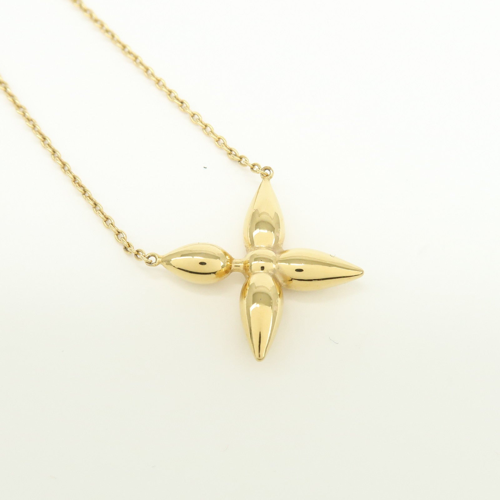 Louis Vuitton Collier Louisette Monogram Flower Necklace M00365