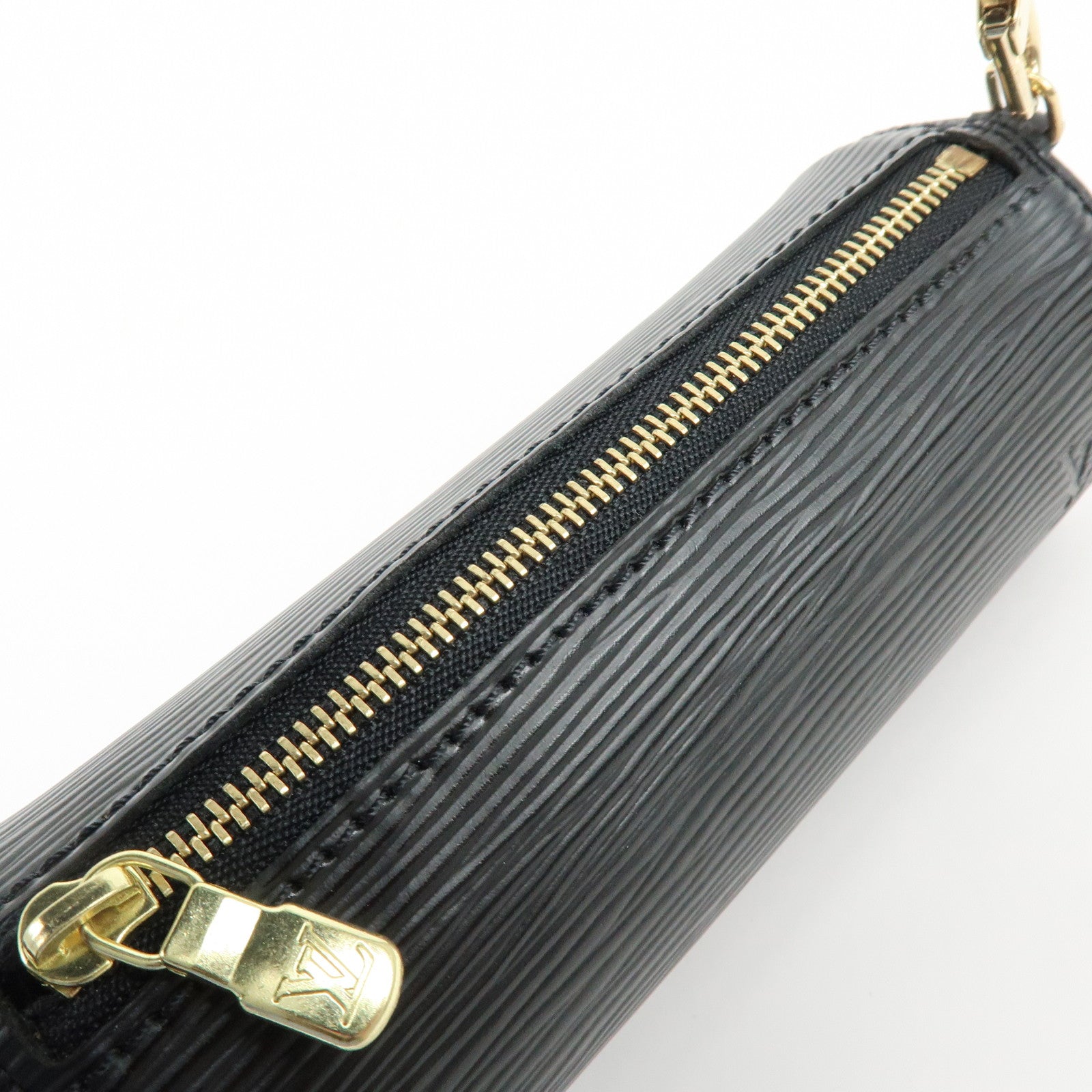 Louis Vuitton Epi Mini Pouch For Soufflot Hand Bag Noir Black